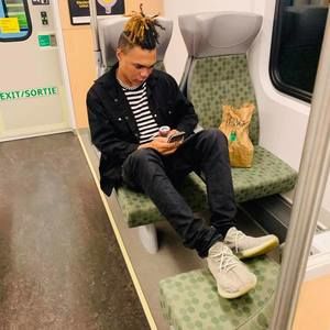 Meet your Posher, Kay